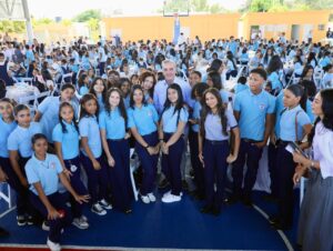 Encuentro con estudiantes