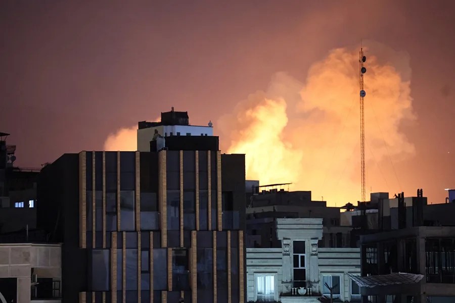 Israel lanza una nueva oleada de ataques contra Irán.